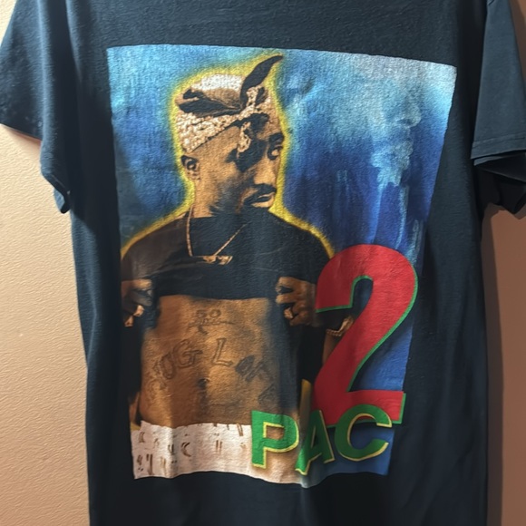 Unisex Tupac shirt - Picture 2 of 4